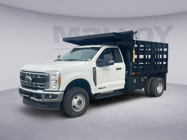 2024 Ford F-350 Chassis XL LANDSCAPE DUMP W/ TARP Truck Regular Cab 1FDRF3HT3REC38099