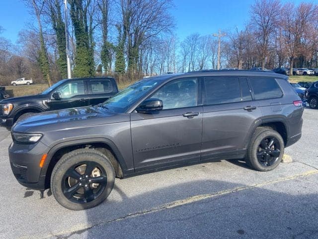 2022 Jeep Grand Cherokee L Limited SUV 1C4RJKBG1N8565408