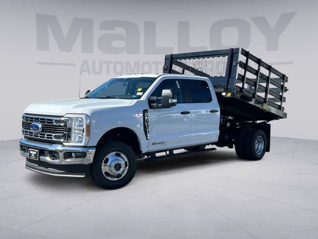 2026 Ford F-350 9FT Stake Knapheide XL Chassis